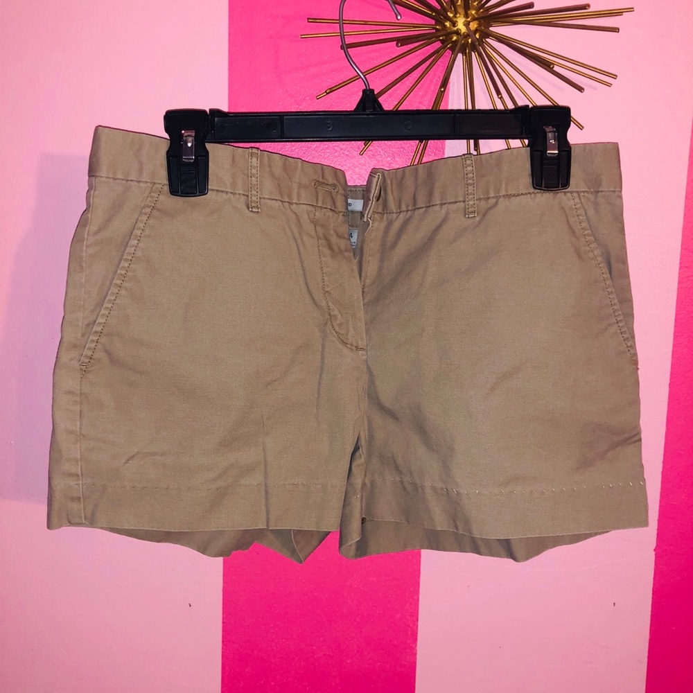 Khaki Shorts!